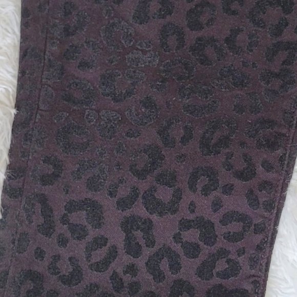 Rock & Republic Kashmiere Mid Rise Legging Black Jean Jaguar Prints Size 4 - Picture 4 of 11
